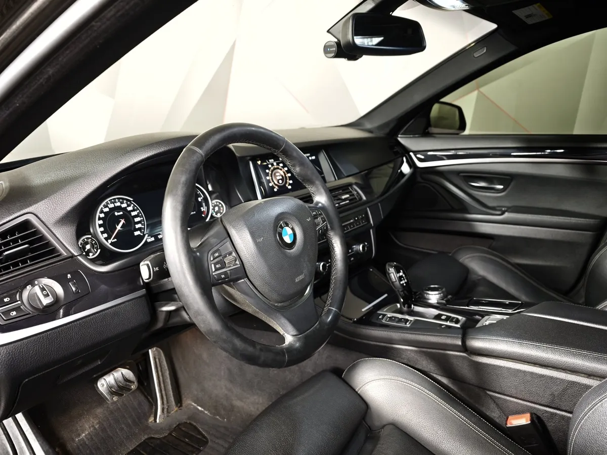 BMW 5 серия 520i AT (184 л.с.) Коричневый в АВИЛОН. Слайд №12