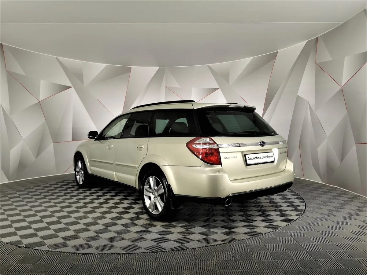 Subaru Outback 2.5 MT AWD (173 л.с.) Золотой в АВИЛОН. Слайд №3