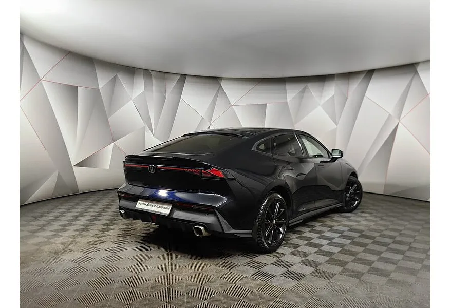 Changan UNI-V 1.5 AMT (181 л.с.) LX Черный в АВИЛОН. Слайд №2