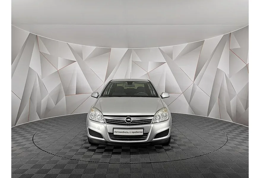 Opel Astra 1.8 AT (140 л.с.) base Серебристый в АВИЛОН. Слайд №7 Opel Astra 1.8 AT (140 л.с.) base Серебристый в АВИЛОН. Слайд №7