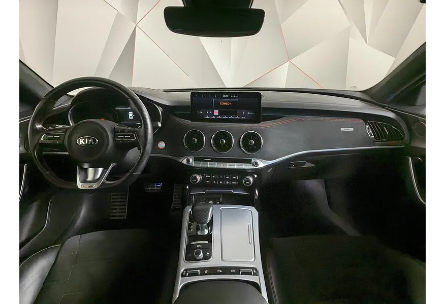 Kia Stinger 2.0 AT AWD (247 л.с.) GT Line Белый в АВИЛОН. Слайд №14