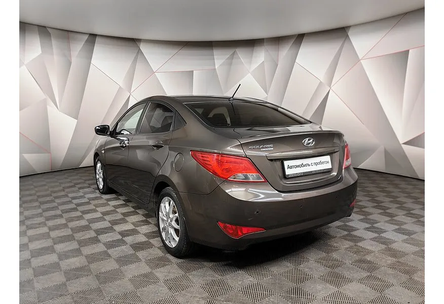 Hyundai Solaris 1.6 AT (123 л.с.) Super Series 1 Коричневый в АВИЛОН. Слайд №4