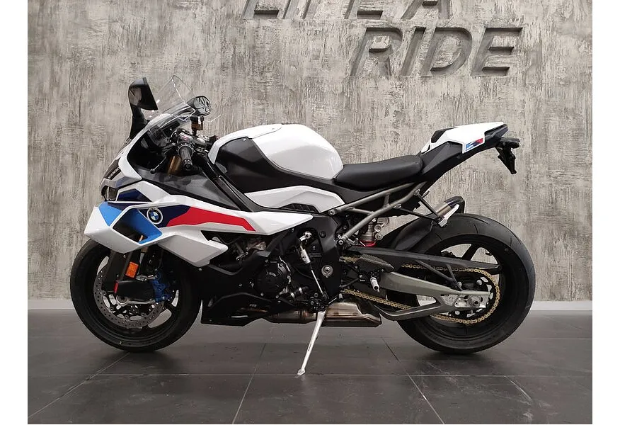 BMW Motorrad S 1000 RR S 1000 RR 999 см³ (199) 999 Белый в АВИЛОН. Слайд №3