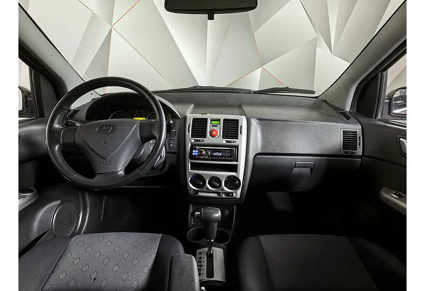 Hyundai Getz 1.4 AT (97 л.с.) Красный в АВИЛОН. Слайд №13