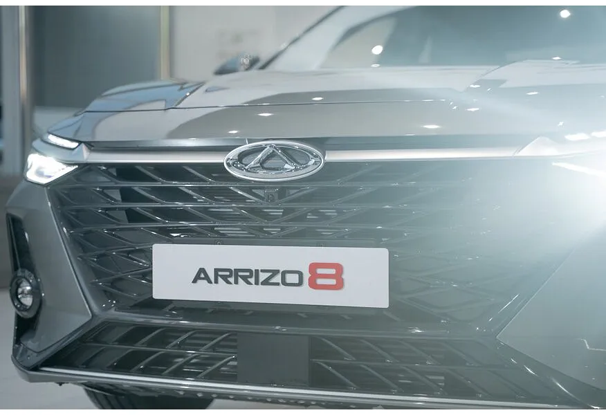 Chery Arrizo 8 1.6T DCT (150 л.с.) Ultra Black Серебристый в АВИЛОН. Слайд №16