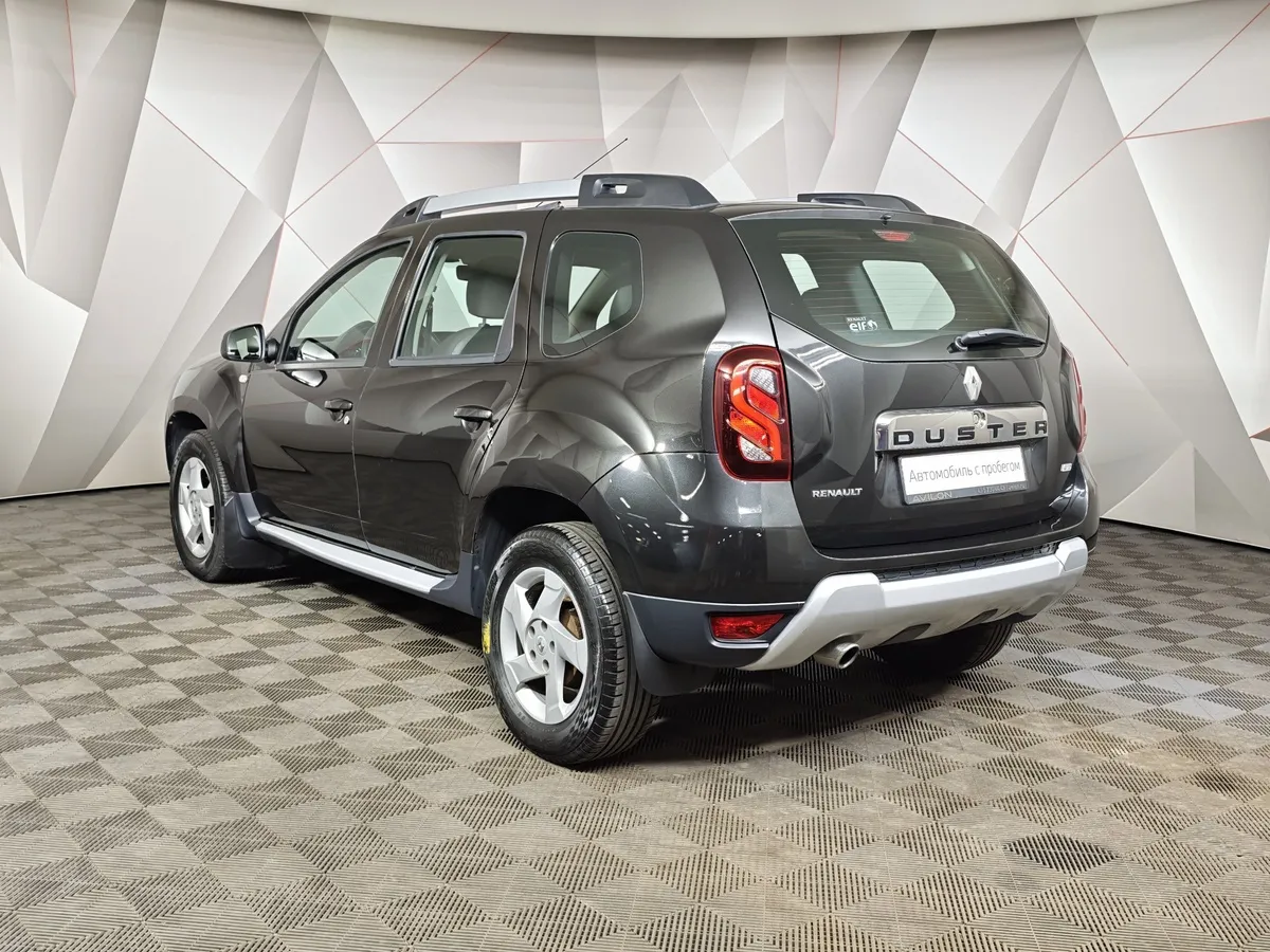 Renault Duster 2.0 AT (135 л.с.) Черный в АВИЛОН. Слайд №4