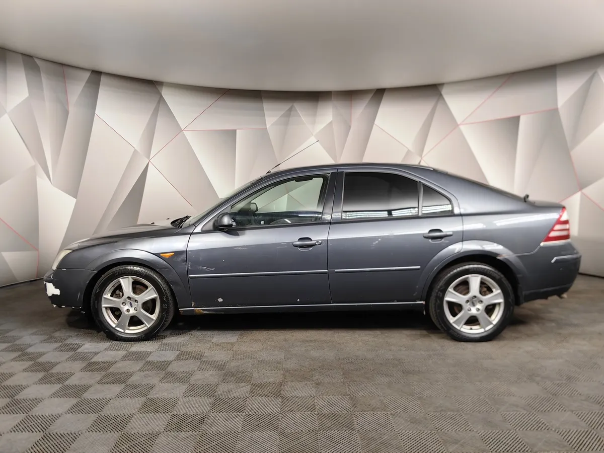 Ford Mondeo 2.0 MT (145 л.с.) Серый в АВИЛОН. Слайд №5