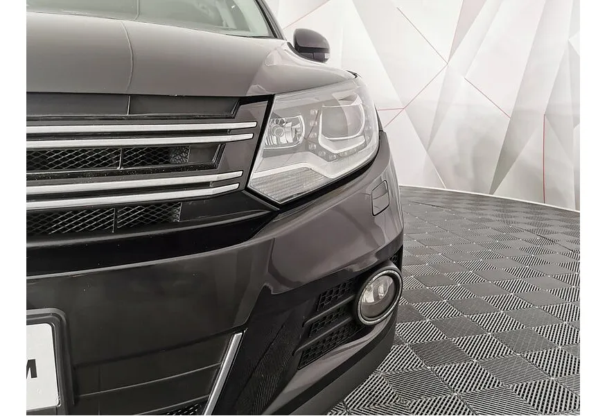 Volkswagen Tiguan 2.0 TSI 4Motion AT (170 л.с.) Sochi Edition Черный в АВИЛОН. Слайд №9