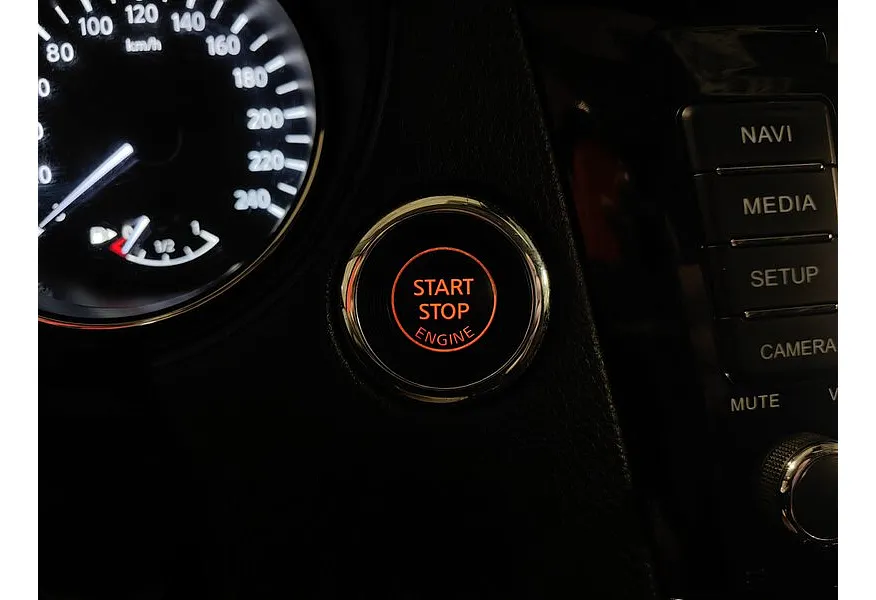 АВИЛОН - Nissan Qashqai 2.0 CVT AWD (144 л.с.) LE+ Белый - slide 19