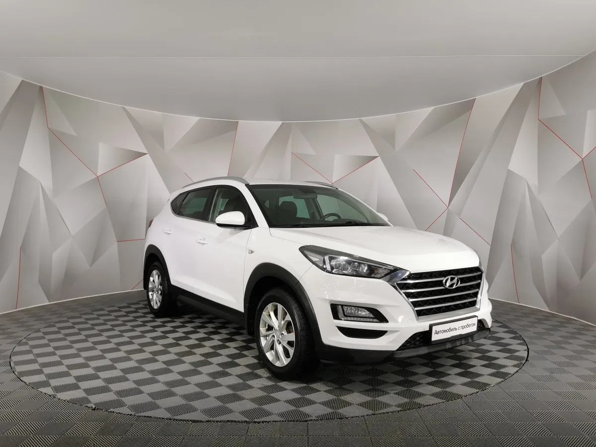 Hyundai Tucson 2.0 (150 л.с.) MPI-6AT-2WD Family Белый в АВИЛОН. Слайд №3
