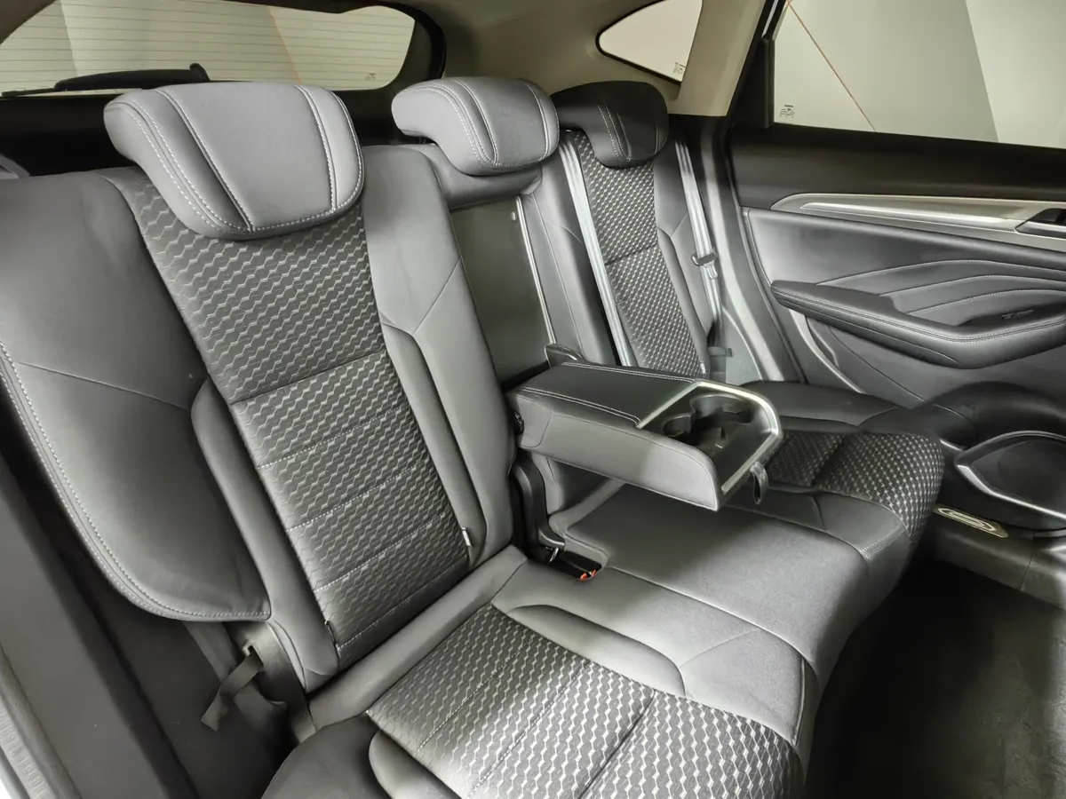 Haval F7 1.5 AT 2WD (150 л.с.) Elite Белый в АВИЛОН. Слайд №16