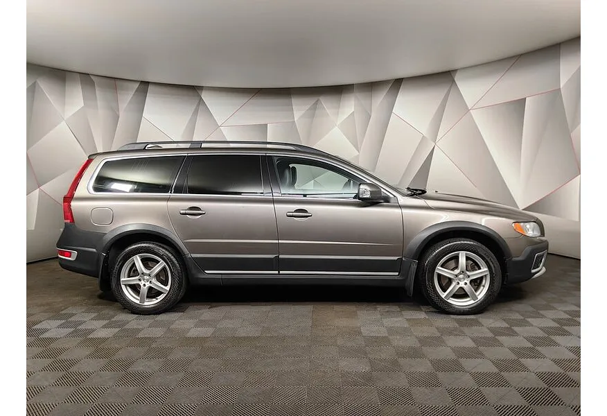 АВИЛОН - Volvo XC70 2.4 D4 Geartronic AWD (163 л.с.) Коричневый - slide 3