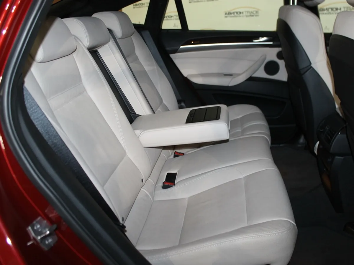 BMW X6 xDrive35i 8AT (306 л.с.) Красный в АВИЛОН. Слайд №6