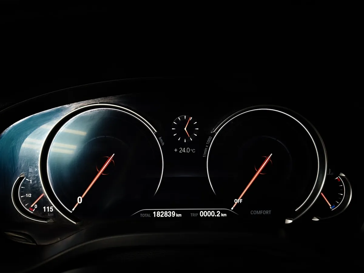 BMW X3 xDrive25d AT (231 л.с.) Черный в АВИЛОН. Слайд №12
