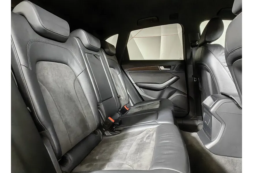 Audi Q5 2.0 TFSI Tiptronic quattro (225 л.с.) Синий в АВИЛОН. Слайд №14