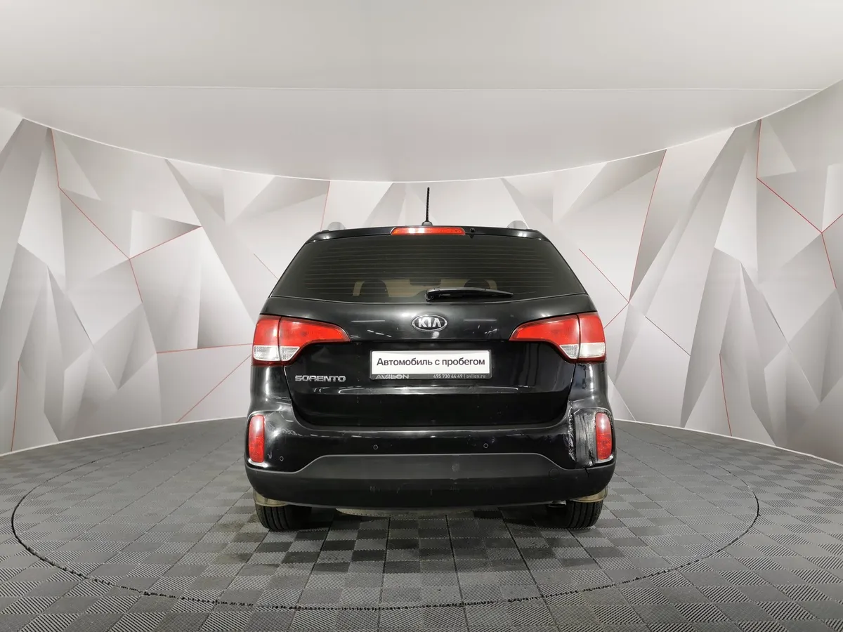 Kia Sorento 2.4 MT (175 л.с.) Черный в АВИЛОН. Слайд №8