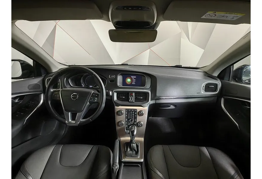 Volvo V40 1.5 T3 Drive-E Geartronic (152 л.с.) Summum Черный в АВИЛОН. Слайд №13