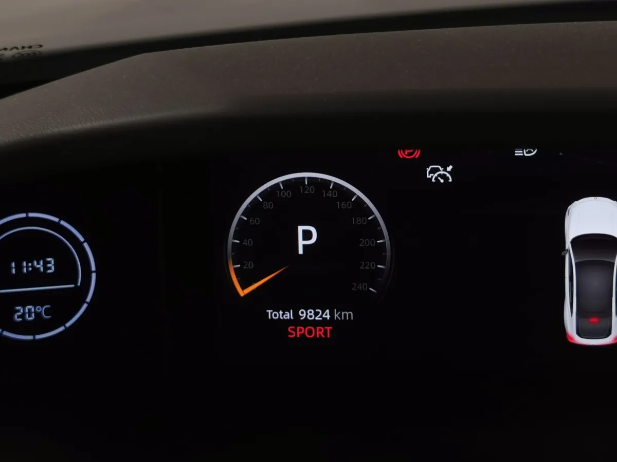 Changan UNI-V 1.5 AMT (181 л.с.) Tech Серый в АВИЛОН. Слайд №18