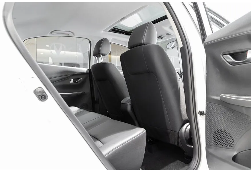 Changan Alsvin 1.5 DSG 2WD (107 л.с.) Luxe Белый в АВИЛОН. Слайд №12