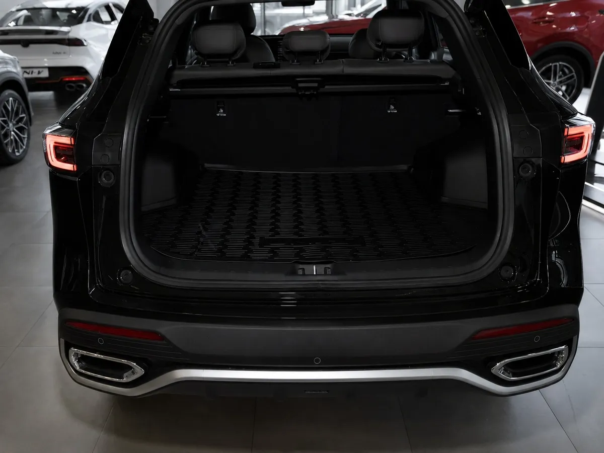 Changan UNI-S 1.5T 7DCT 4WD (181 л.с.) Техно Черный в АВИЛОН. Слайд №18