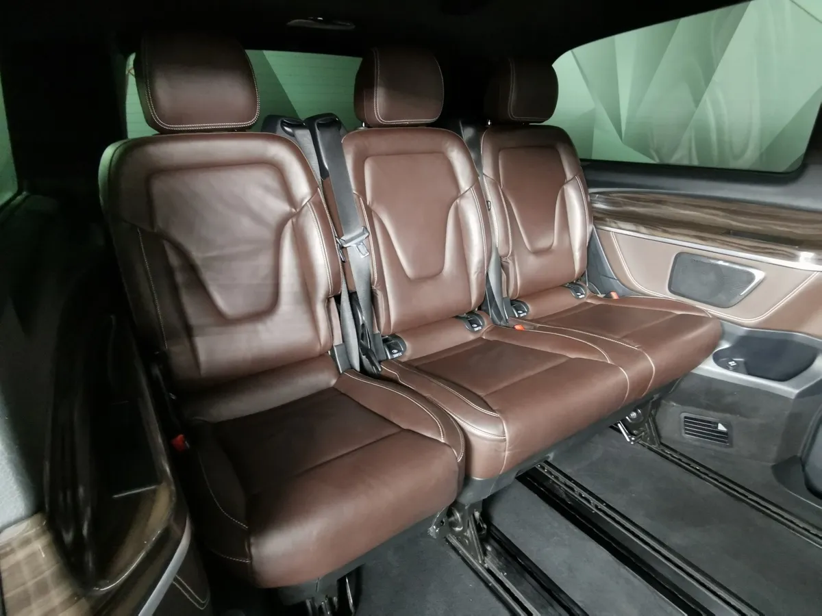 Mercedes-Benz V-Класс V 250 d AT L2 (190 л.с.) AVANTGARDE Черный в АВИЛОН. Слайд №17