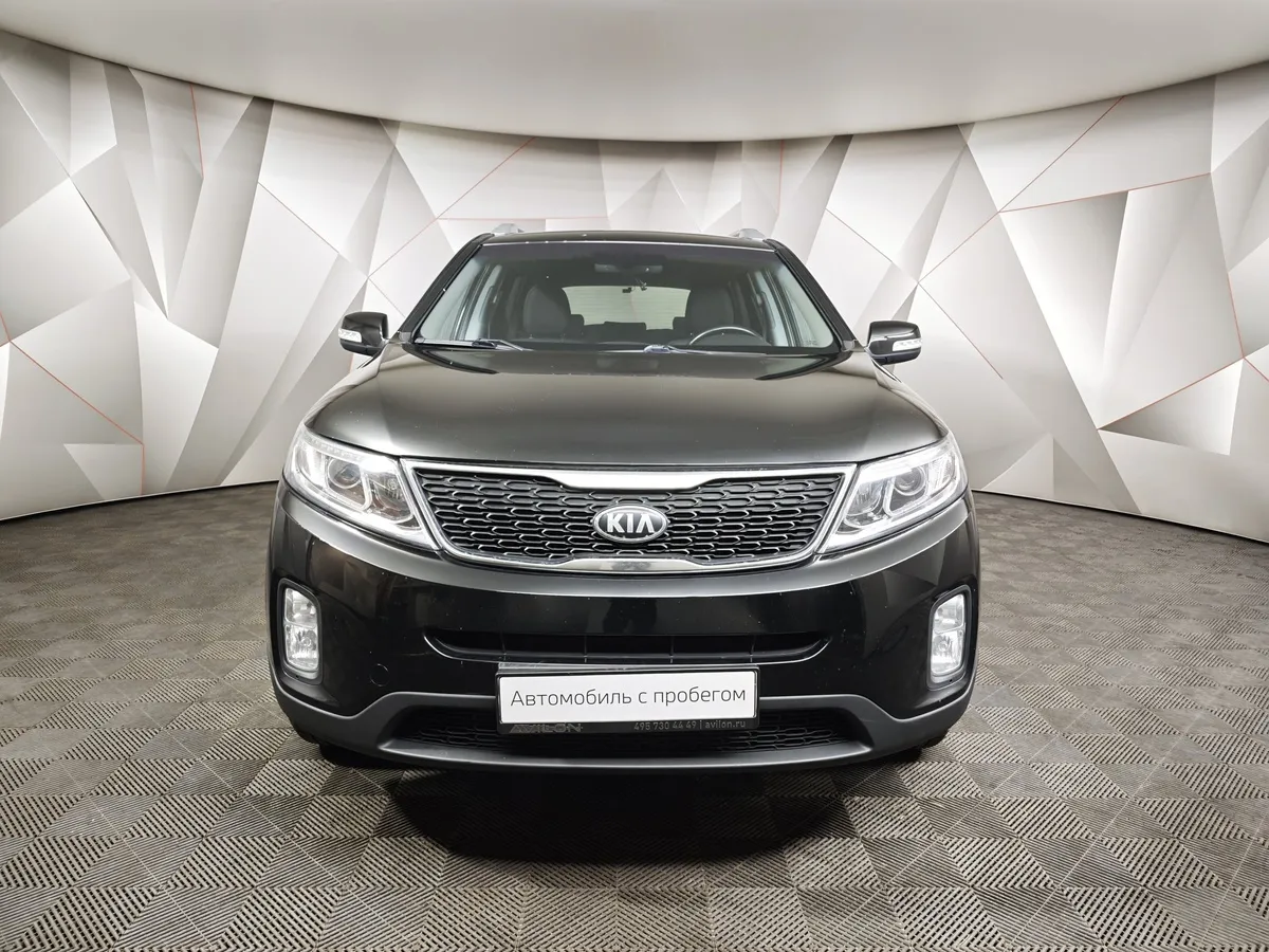 Kia Sorento 2.4 AT 4WD (175 л.с.) Luxe Черный в АВИЛОН. Слайд №7