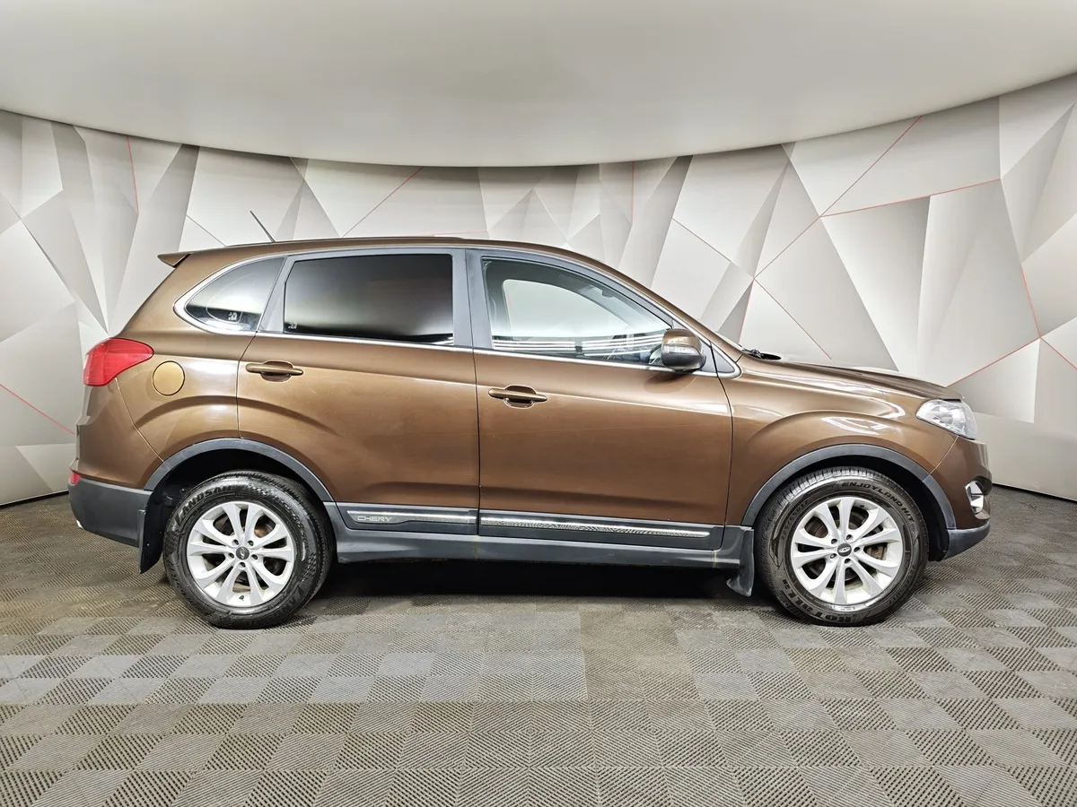 Chery Tiggo 5 2.0 MT (136 л.с.) Коричневый в АВИЛОН. Слайд №6