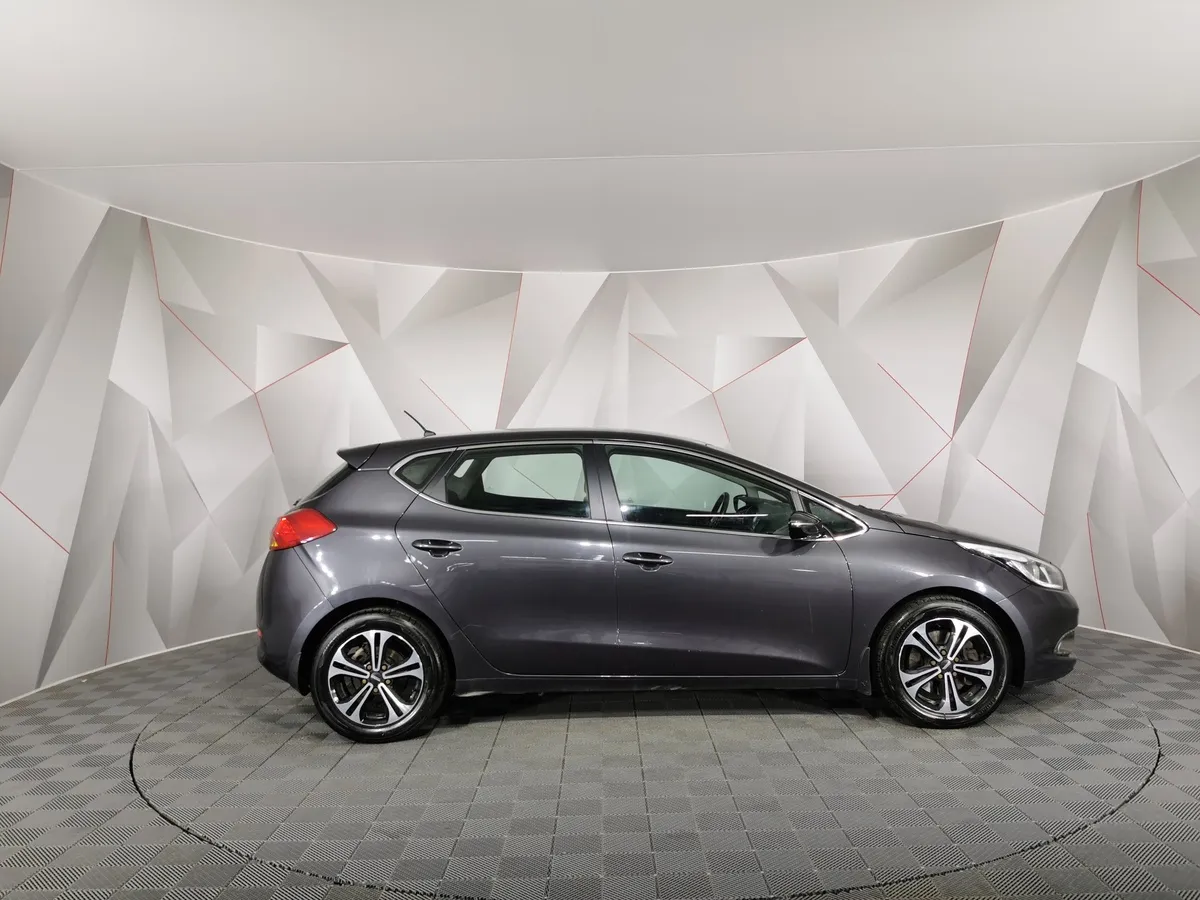 Kia Ceed 1.6 AT (129 л.с.) Luxe Серый в АВИЛОН. Слайд №6