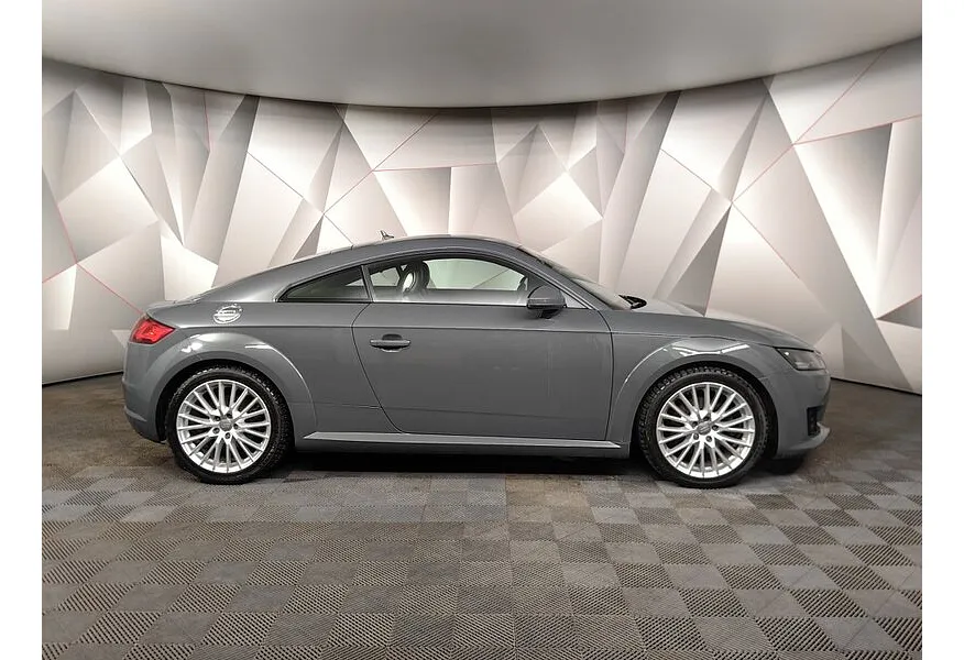 Audi TT 2.0 TFSI S tronic quattro (230 л.с.) Серый в АВИЛОН. Слайд №6