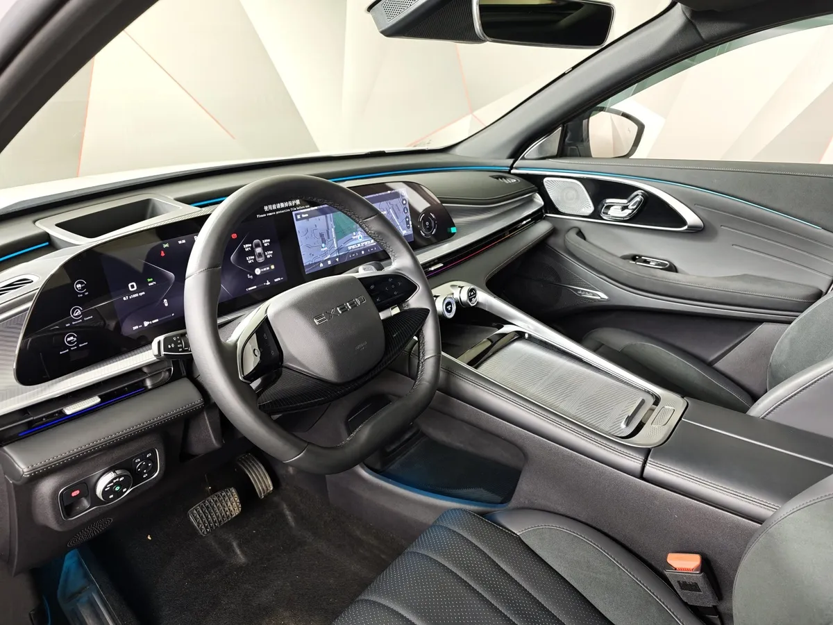 EXEED TXL 2.0 8AT AWD (197 л.с.) Flagship Белый в АВИЛОН. Слайд №19