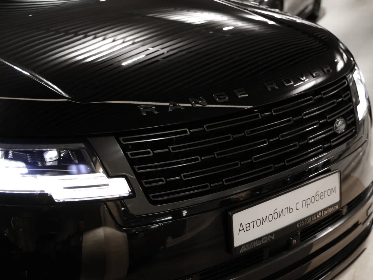 Land Rover Range Rover 4.4 P530 V8 LWB AT AWD (530 л.с.) Autobiography Черный в АВИЛОН. Слайд №17