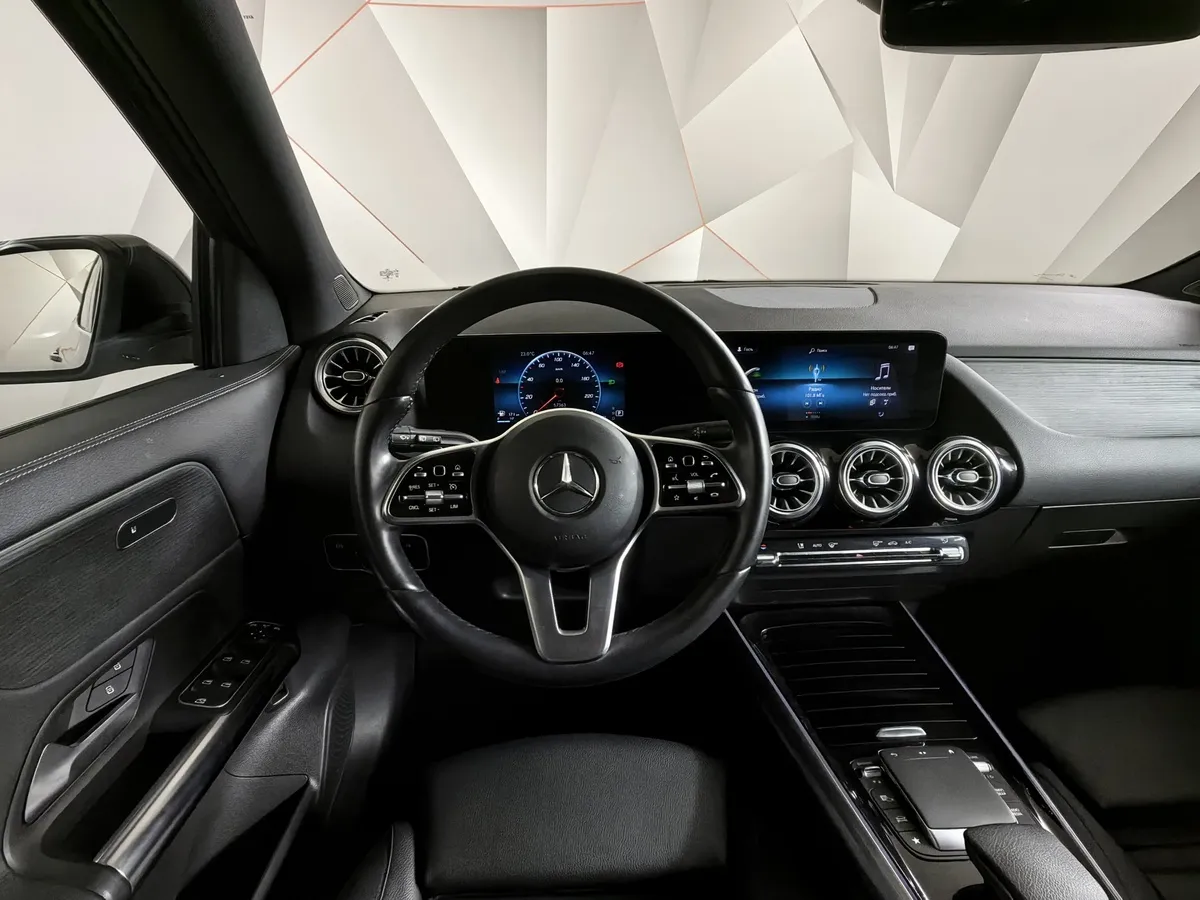 Mercedes-Benz GLA 250 8G-DCT 4MATIC (224 л.с.) Progressive Серый в АВИЛОН. Слайд №20