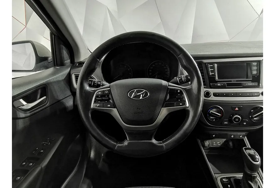 Hyundai Solaris 1.6 AT (123 л.с.) Active Plus Бежевый в АВИЛОН. Слайд №20