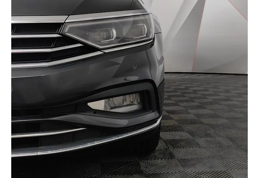 Volkswagen Passat 1.4 TSI BlueMotion DSG (150 л.с.) Highline Черный в АВИЛОН. Слайд №10