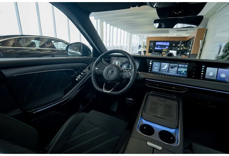 Voyah Free EVR 1.5 AT AWD (489 л.с.) Sport Edition Белый в АВИЛОН. Слайд №5