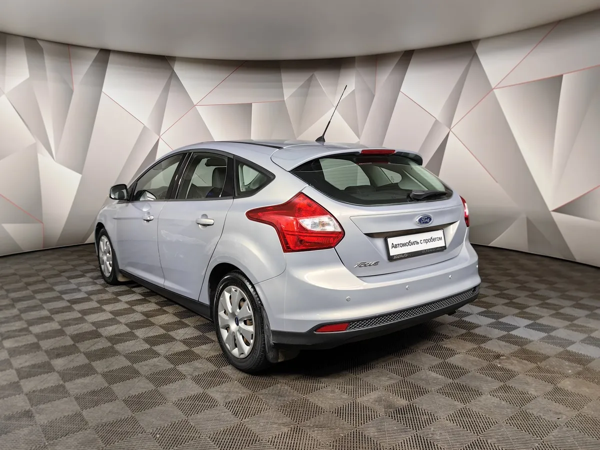 Ford Focus 1.6 Ti-VCT PowerShift (105 л.с.) Trend Голубой в АВИЛОН. Слайд №4
