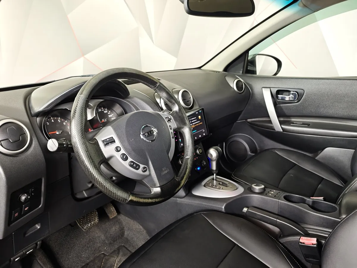 Nissan Qashqai 2.0 CVT AWD (141 л.с.) Серебристый в АВИЛОН. Слайд №17