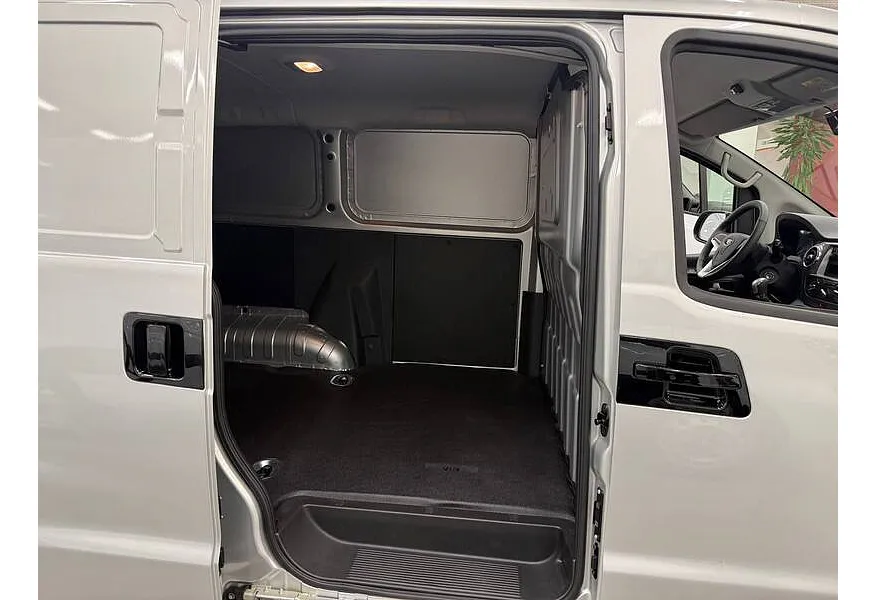 Sollers SF1 1.5 MT (136 л.с.) Серебристый в АВИЛОН. Слайд №9