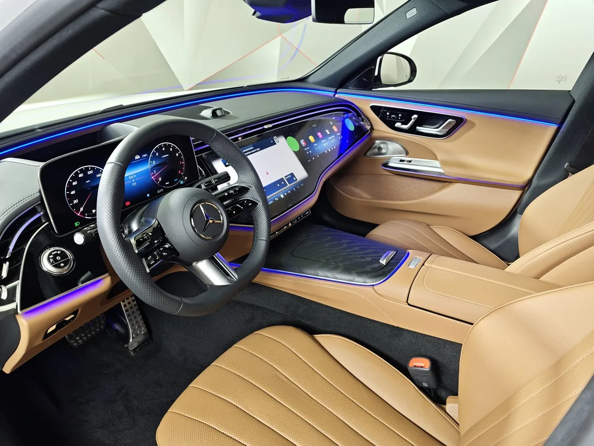 Mercedes-Benz E-Класс E 300 4MATIC (258 л.с.) Белый в АВИЛОН. Слайд №19