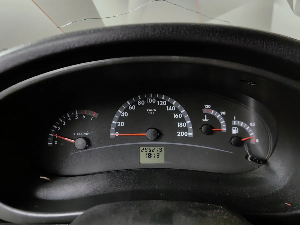 ВАЗ (Lada) Kalina 1.6 MT 8 кл (Евро-4) (81 л.с.) Синий в АВИЛОН. Слайд №11
