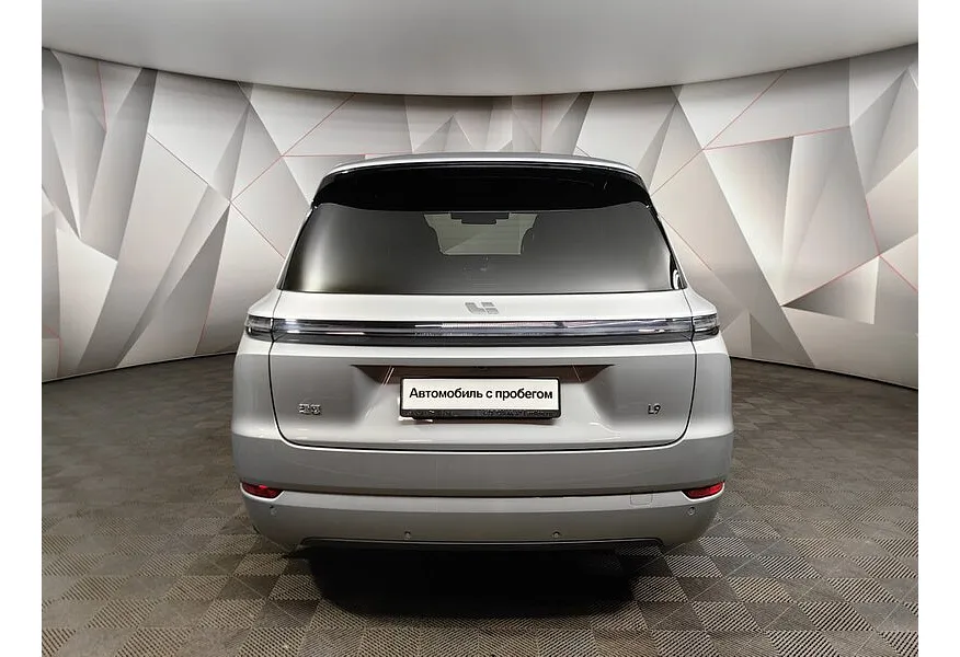 Li Auto L9 1.5 AT 4WD (449 л.с.) Ultra Серый в АВИЛОН. Слайд №8