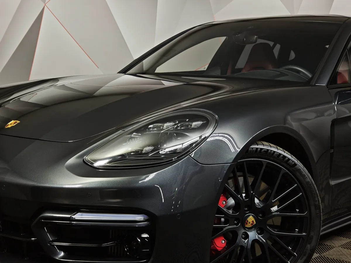 Porsche Panamera 4.0 AMT AWD (480 л.с.) Panamera GTS Серый в АВИЛОН. Слайд №10