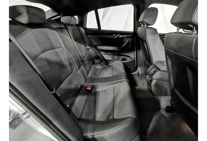 LIVE. Слайд №9