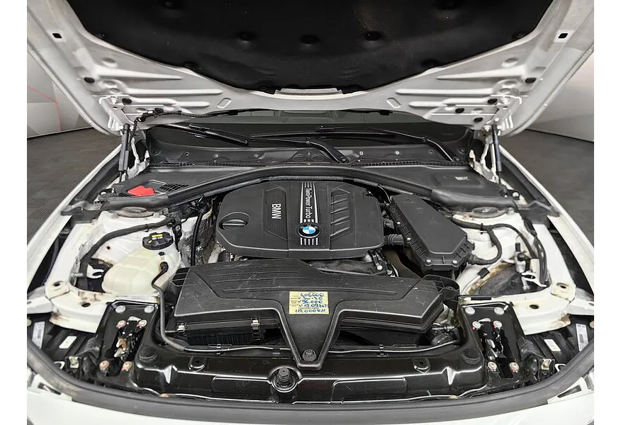 BMW 3 серия 320d xDrive AT (190 л.с.) Base Локальная сборка Белый в АВИЛОН. Слайд №10