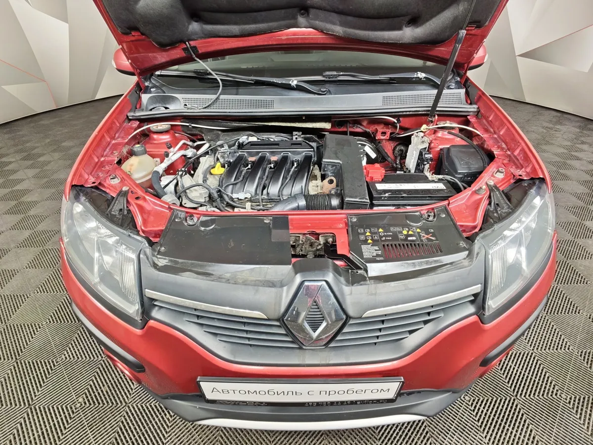 Renault Sandero 1.6 AT (102 л.с.) Drive Красный в АВИЛОН. Слайд №11