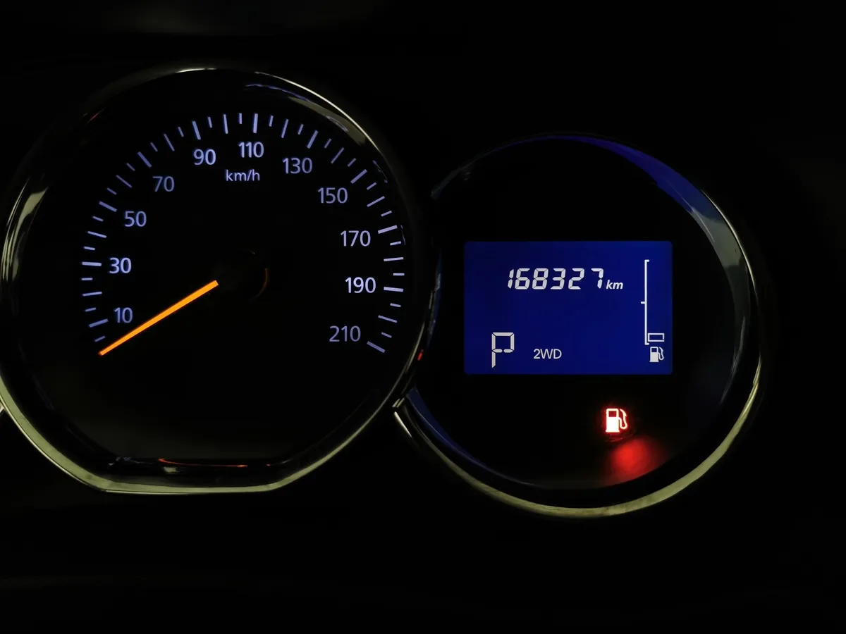 Renault Duster 2.0 AT 4x4 (143 л.с.) Luxe Privilege Белый в АВИЛОН. Слайд №16