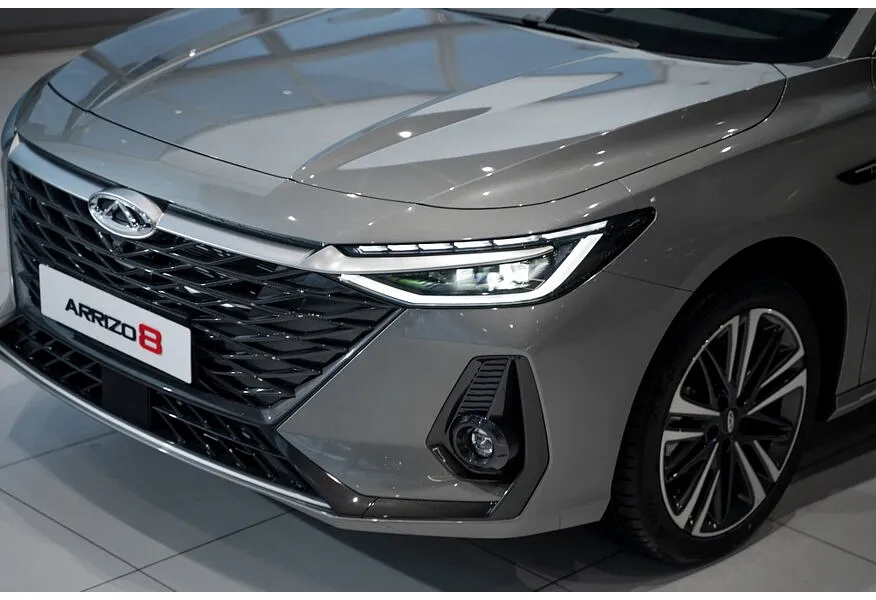 Chery Arrizo 8 1.6T DCT (150 л.с.) Ultra Black Серебристый в АВИЛОН. Слайд №17