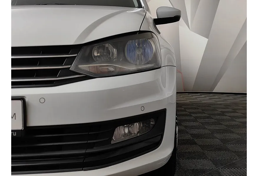 Volkswagen Polo 1.6 MT (105 л.с.) Trendline Белый в АВИЛОН. Слайд №10