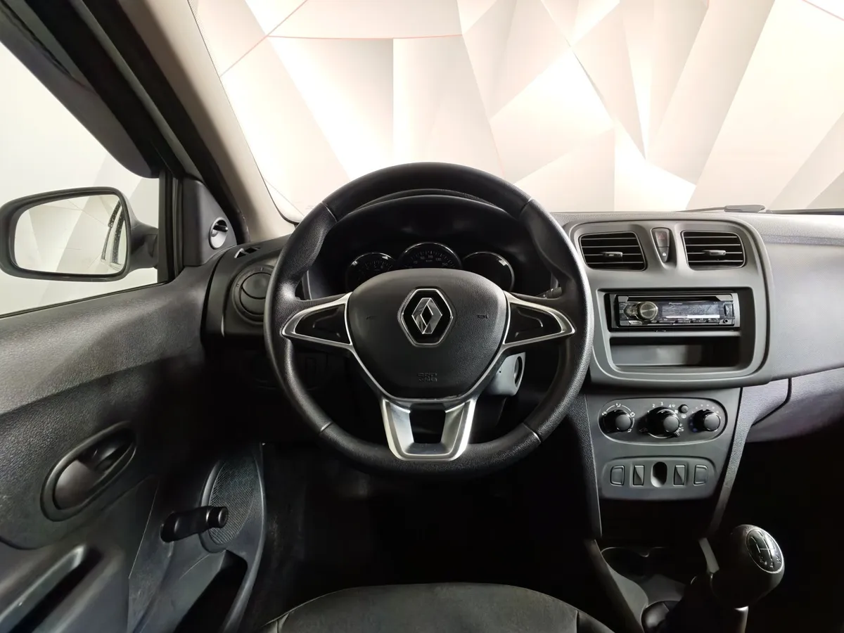 Renault Logan 1.6 MT (82 л.с.) Белый в АВИЛОН. Слайд №20