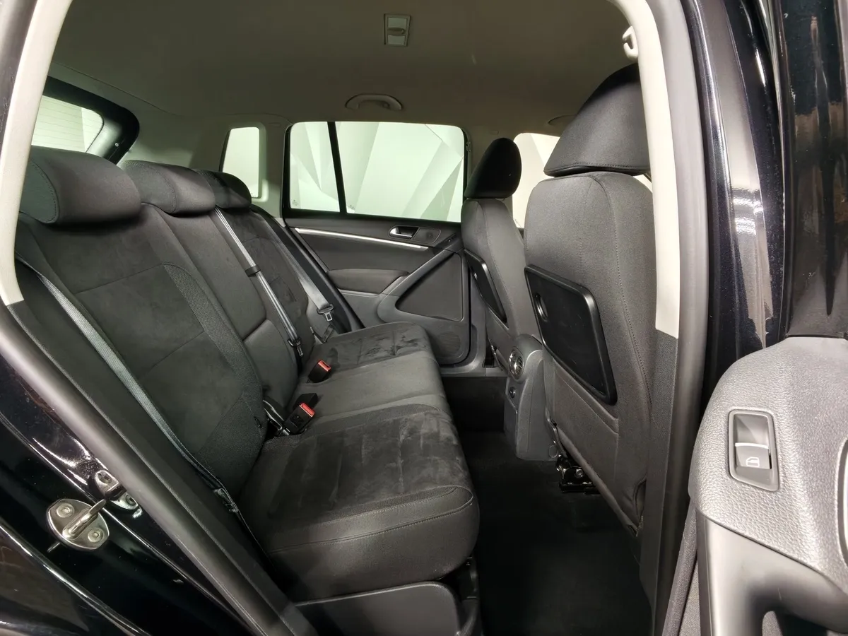 Volkswagen Tiguan 2.0 TSI 4Motion AT (170 л.с.) Sport&Style Черный в АВИЛОН. Слайд №16